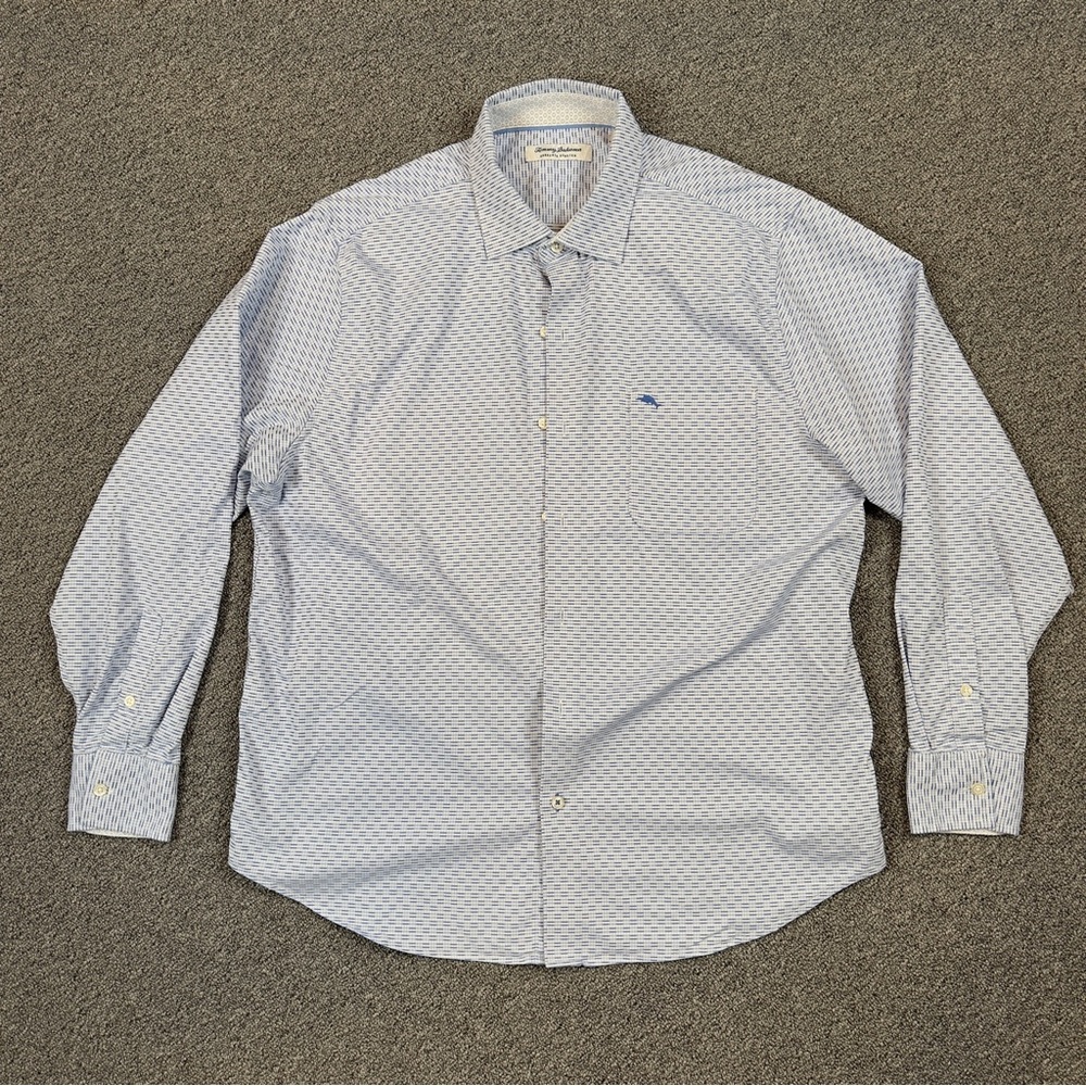 Tommy Bahama Men's Blue Patterned Shirt